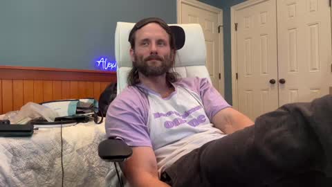 Snapshot of alexmanndickerson chatting on January 30, 2025, 3:29 pm Alex Mann online show from January 30, 2025, 3:29 pm