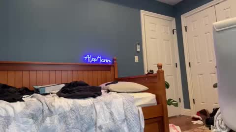 Snapshot of alexmanndickerson chatting on March 4, 2025, 5:24 pm Alex Mann online show from March 4, 2025, 5:24 pm