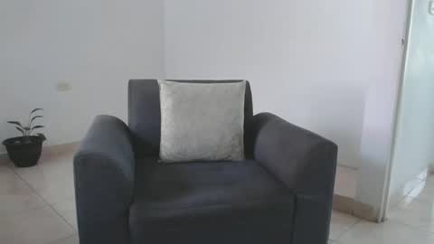 Maximuss online show from December 1, 2024, 4:29 pm