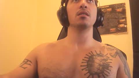 Alexxx online show from February 17, 2025, 4:04 pm