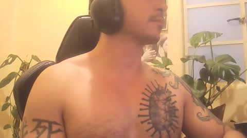 Alexxx online show from May 19, 2026, 1:11 am