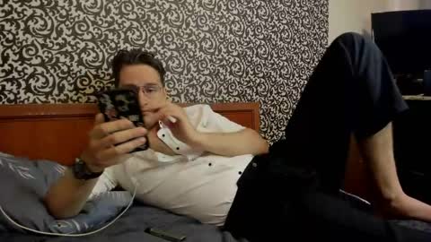 alexs9xtime online show from May 8, 2026, 1:38 pm