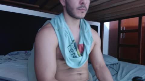 Snapshot of alexsb1998 chatting on February 2, 2025, 10:35 am alexsb1998 online show from February 2, 2025, 10:35 am