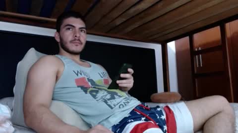 Snapshot of alexsb1998 chatting on February 12, 2025, 9:52 am alexsb1998 online show from February 12, 2025, 9:52 am