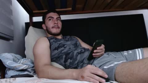 Snapshot of alexsb1998 chatting on February 21, 2025, 6:18 am alexsb1998 online show from February 21, 2025, 6:18 am