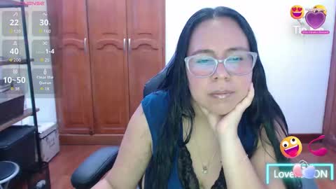 Snapshot of alexxandra20 chatting on October 17, 2025, 4:04 am alexa online show from October 17, 2025, 4:04 am