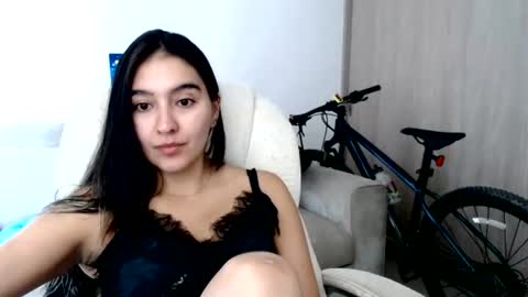 alexyferrer1 online show from June 23, 2026, 8:51 pm