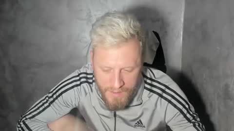 alexyno2022 ONLYFANS online show from March 6, 2026, 8:33 am