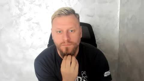 alexyno2022 ONLYFANS online show from April 4, 2026, 10:13 am