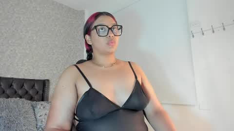 Snapshot of aleya_black chatting on April 16, 2026, 3:18 am aleya_black online show from April 16, 2026, 3:18 am