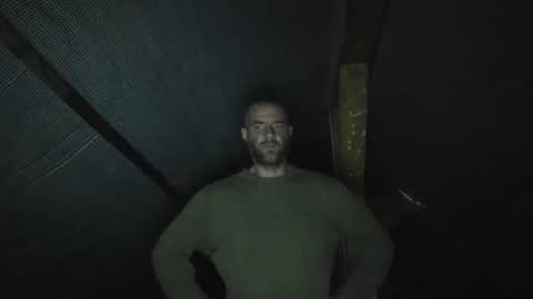 Snapshot of alfiesolomons87 chatting on September 24, 2025, 12:03 am alfiesolomons87 online show from September 24, 2025, 12:03 am