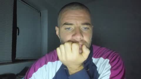 Snapshot of alfiesolomons87 chatting on October 6, 2025, 3:15 am alfiesolomons87 online show from October 6, 2025, 3:15 am