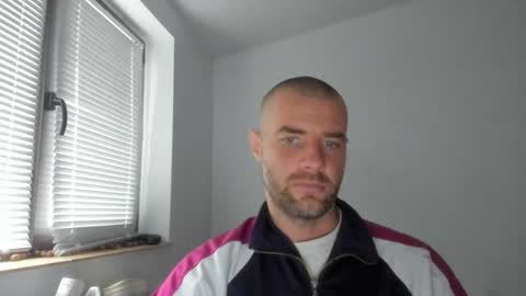 Snapshot of alfiesolomons87 chatting on October 7, 2025, 11:18 am alfiesolomons87 online show from October 7, 2025, 11:18 am