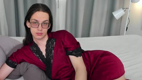 Alfreda online show from May 23, 2026, 10:52 am