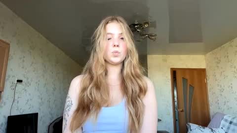 Snapshot of alfrediamalcom chatting on September 12, 2025, 7:41 am Maria online show from September 12, 2025, 7:41 am