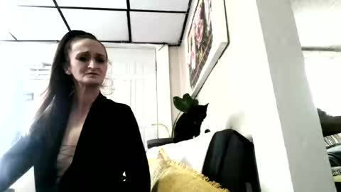 ali_tayler online show from December 3, 2025, 4:16 pm