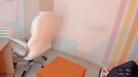 Snapshot of alia_peach_ chatting on February 12, 2025, 10:03 am Alia online show from February 12, 2025, 10:03 am