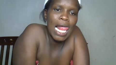 Snapshot of alic_crazy chatting on December 17, 2024, 8:43 pm alic_crazy online show from December 17, 2024, 8:43 pm