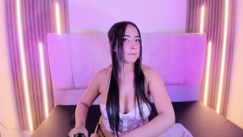 alice_26__ online show from April 22, 2026, 8:10 pm