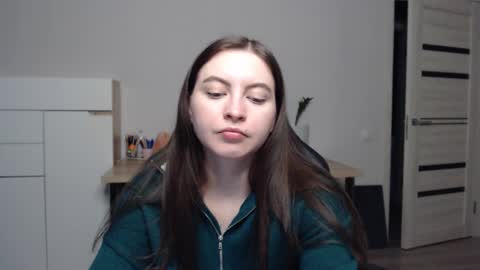 Alice online show from February 26, 2025, 8:33 pm