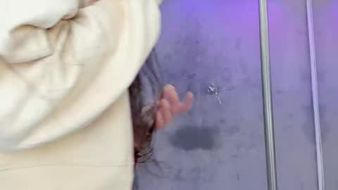 Alice Susan online show from May 24, 2026, 11:37 am