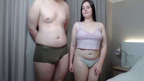 Snapshot of alice_and_jonathan chatting on January 29, 2025, 10:16 am alice and jonathan online show from January 29, 2025, 10:16 am