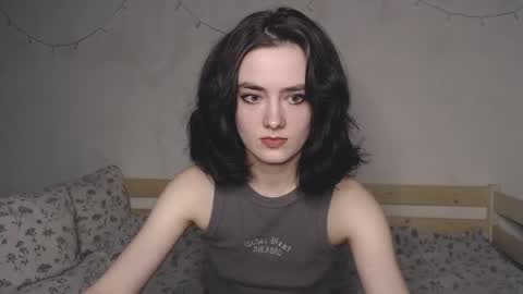 Snapshot of alice_glo chatting on April 24, 2026, 9:06 pm Alice online show from April 24, 2026, 9:06 pm