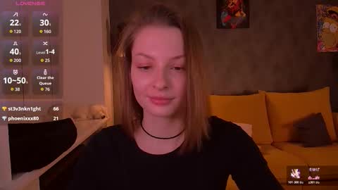 Snapshot of alice_karenina chatting on November 28, 2025, 2:03 am Alice online show from November 28, 2025, 2:03 am