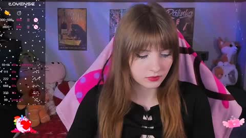 Snapshot of alice_langley chatting on December 13, 2024, 11:13 am Alice 3 online show from December 13, 2024, 11:13 am