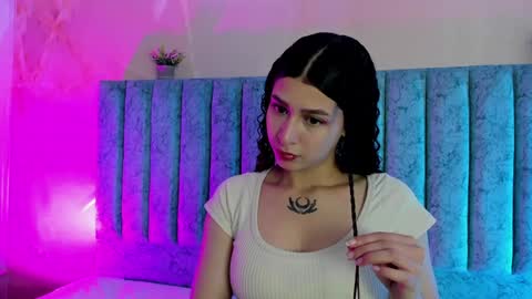 Snapshot of alice_martinez_ chatting on December 10, 2024, 4:02 am alice and amber online show from December 10, 2024, 4:02 am