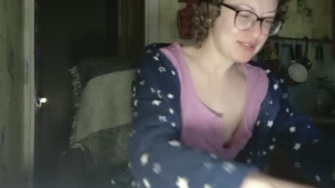 Snapshot of alice_peach chatting on December 6, 2024, 12:27 pm bigclit daddy squirt bigdildo fit online show from December 6, 2024, 12:27 pm