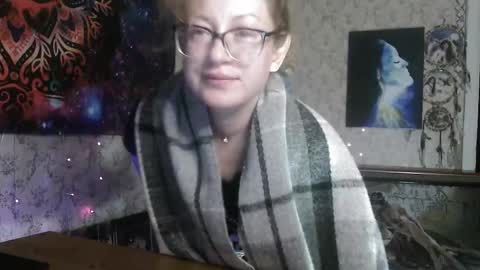 Snapshot of alice_peach chatting on October 15, 2025, 3:56 pm bigclit daddy squirt bigdildo fit online show from October 15, 2025, 3:56 pm