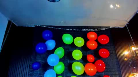 alice_rous21 online show from June 25, 2026, 3:16 pm