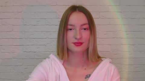 Alice online show from November 28, 2025, 2:42 pm