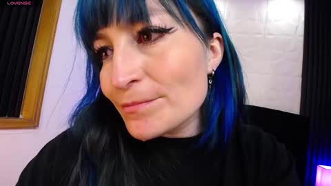 Alice online show from February 12, 2025, 10:37 pm