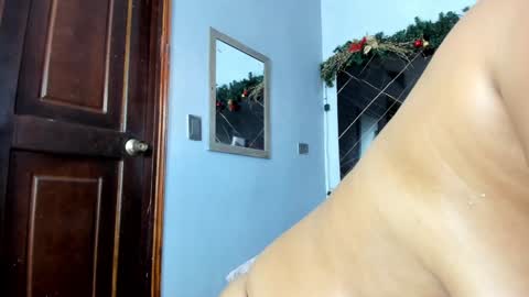 Alice thompsonx online show from December 6, 2024, 3:00 pm