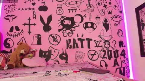   Alice  online show from September 15, 2025, 8:31 pm