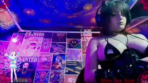 Snapshot of alice_von_rose chatting on June 24, 2026, 4:55 am alice_von_rose online show from June 24, 2026, 4:55 am