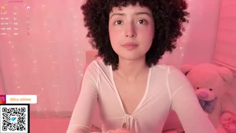 Alice  online show from September 19, 2025, 6:08 pm