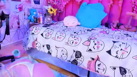     online show from February 7, 2026, 10:24 pm