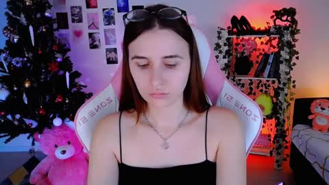 Snapshot of alicecharmy chatting on December 13, 2024, 12:28 pm alicecharmy online show from December 13, 2024, 12:28 pm