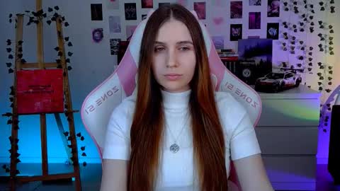 Snapshot of alicecharmy chatting on September 19, 2025, 10:05 am alicecharmy online show from September 19, 2025, 10:05 am