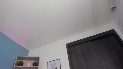 Snapshot of alicecullenn_ chatting on September 16, 2025, 12:06 pm Alice Cullen online show from September 16, 2025, 12:06 pm