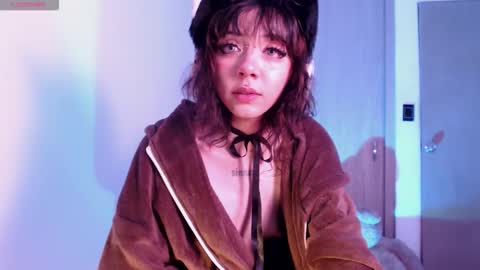 Snapshot of alicedang3r chatting on October 10, 2025, 2:54 am Alice  online show from October 10, 2025, 2:54 am