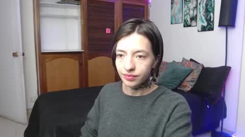 alicee_logan_ online show from November 17, 2025, 2:17 am
