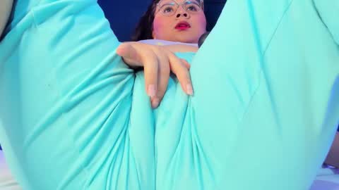 Snapshot of alicehott_05 chatting on February 27, 2026, 3:28 am alicehott_05 online show from February 27, 2026, 3:28 am