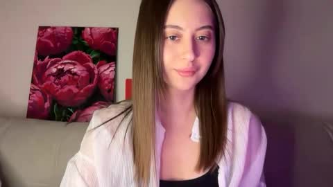 Snapshot of aliceinlustland chatting on April 5, 2026, 7:11 pm aliceinlustland online show from April 5, 2026, 7:11 pm