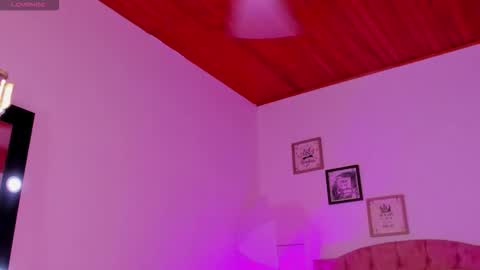 Snapshot of alicekiing_ chatting on September 30, 2025, 2:49 am  ALICEKIING online show from September 30, 2025, 2:49 am