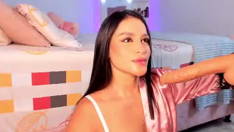 Snapshot of alicekiing_ chatting on June 25, 2026, 5:12 am ALICEKIING online show from June 25, 2026, 5:12 am