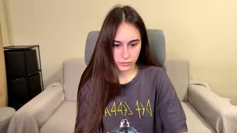 alicekollt online show from February 19, 2026, 8:27 pm